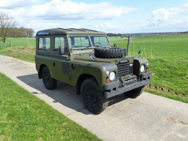 Land Rover 88 1975 50179