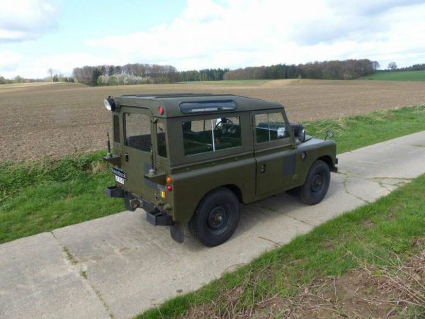 Land Rover 88 1975 50182