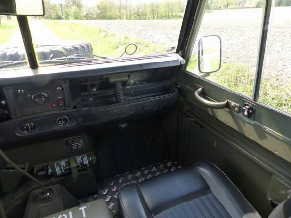 Land Rover 88 1975 50185