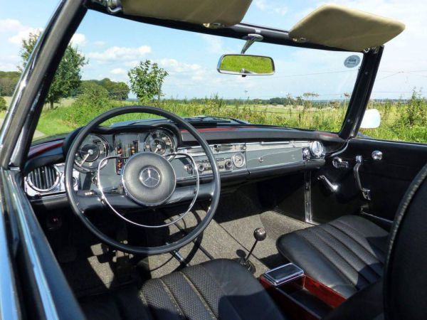 Mercedes-Benz 230 SL 1965 50283