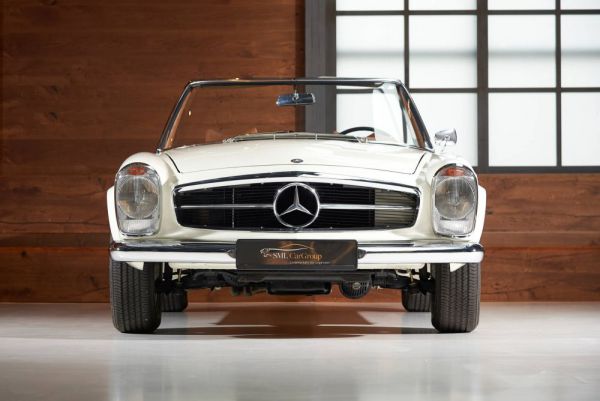 Mercedes-Benz 230 SL 1965 48981