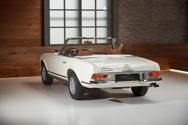 Mercedes-Benz 230 SL 1965 48985