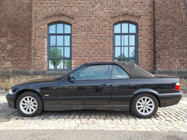 BMW 318i 2000