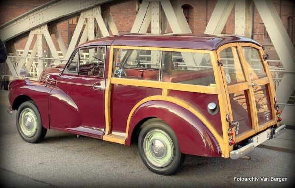 Morris Minor 1000 Traveller 1970 63696