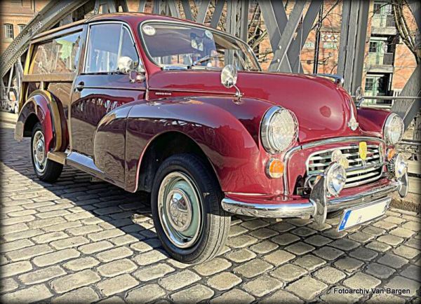 Morris Minor 1000 Traveller 1970 63701