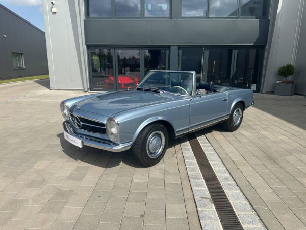 Mercedes-Benz 230 SL 1964