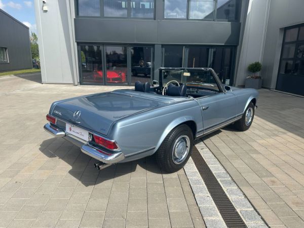 Mercedes-Benz 230 SL 1964 3437