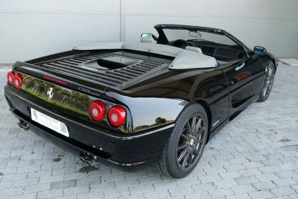 Ferrari F 355 Spider 1996 6734