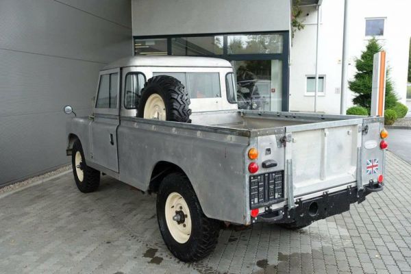 Land Rover 109 1961 6743