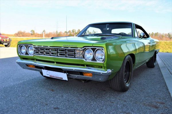 Plymouth Road Runner Hardtop Coupe 1968