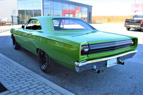 Plymouth Road Runner Hardtop Coupe 1968 13121