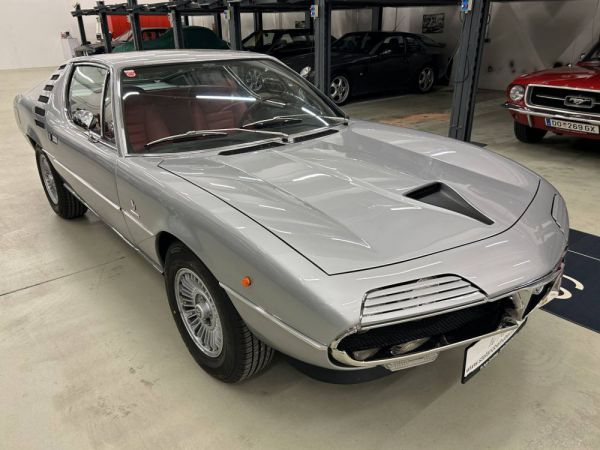 Alfa Romeo Montreal 1976 49398