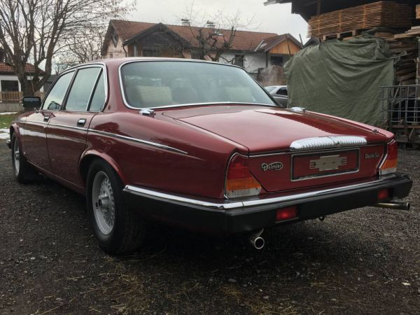 Daimler Double Six 1989 49482