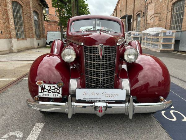 Oldsmobile F-Series Business Coupe 1937