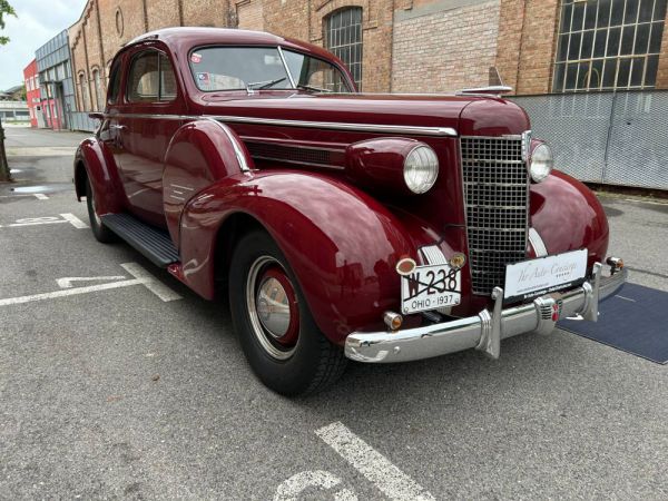 Oldsmobile F-Series Business Coupe 1937 63368