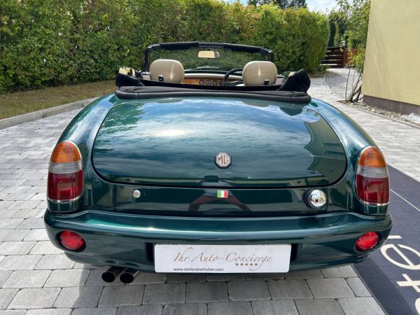 MG RV8 1995 102173