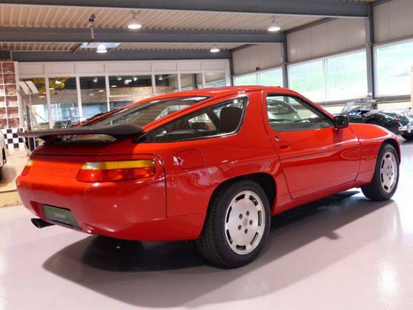 Porsche 928 S4 1989 2388