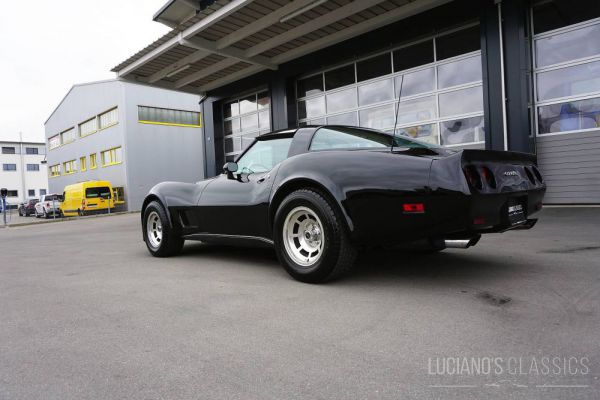 Chevrolet Corvette Stingray 1980 33837