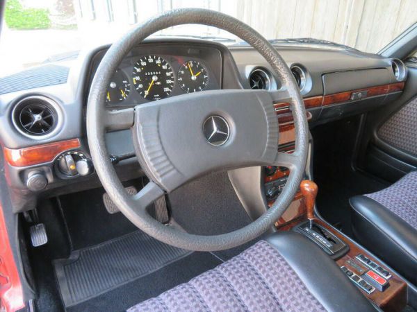 Mercedes-Benz 280 CE 1978 55464