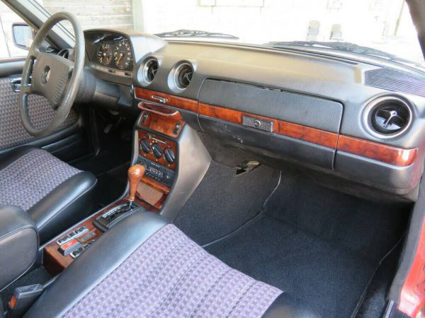 Mercedes-Benz 280 CE 1978 55465