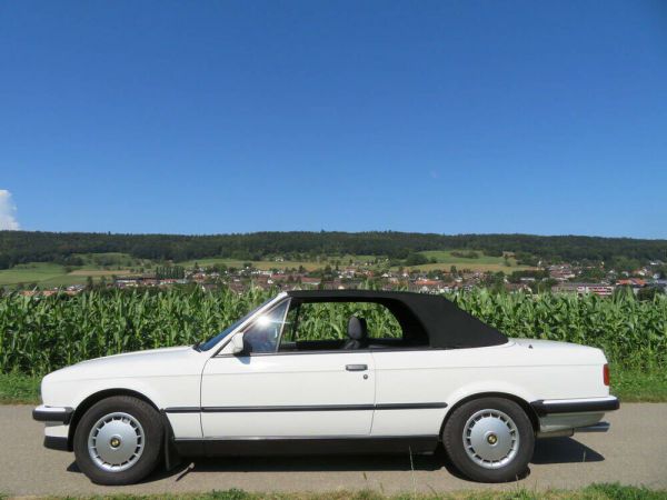 BMW 320i 1989 102370