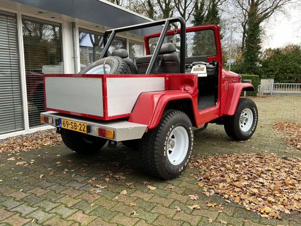 Toyota Land Cruiser BJ 40 1980 2323