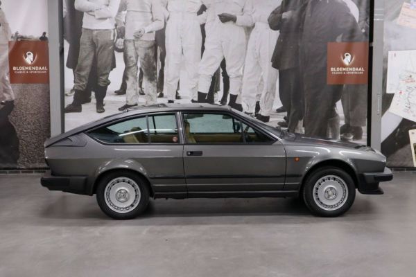 Alfa Romeo GTV 2.0 1985 59488