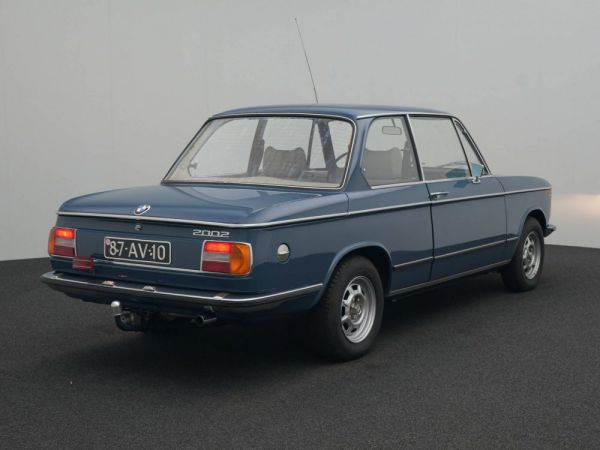 BMW 2002 1974 3684