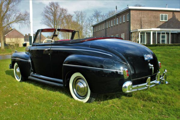 Ford Super Deluxe 1941 82160