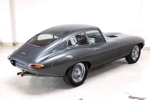 Jaguar E-Type 3.8 1963 5120