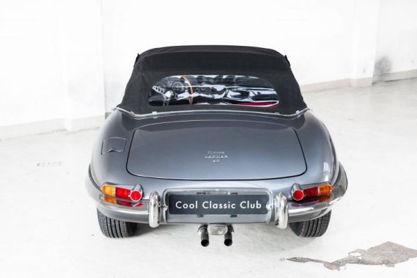 Jaguar E-Type 4.2 1965 5137