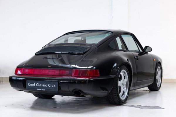 Porsche 911 Carrera 2 1991 5469