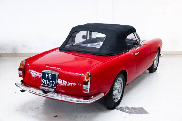 Alfa Romeo 2600 Spider 1965 5625