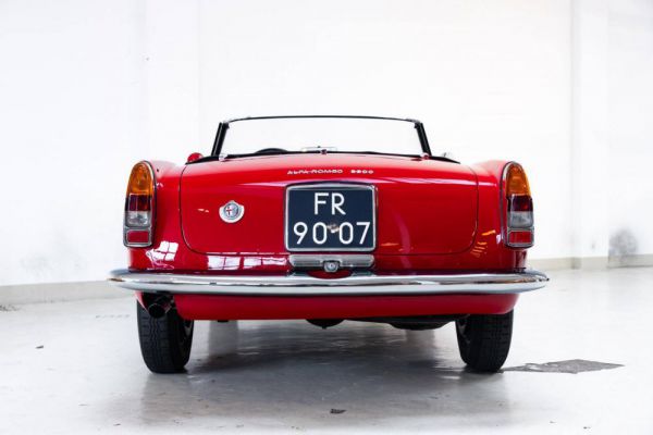 Alfa Romeo 2600 Spider 1965 5626