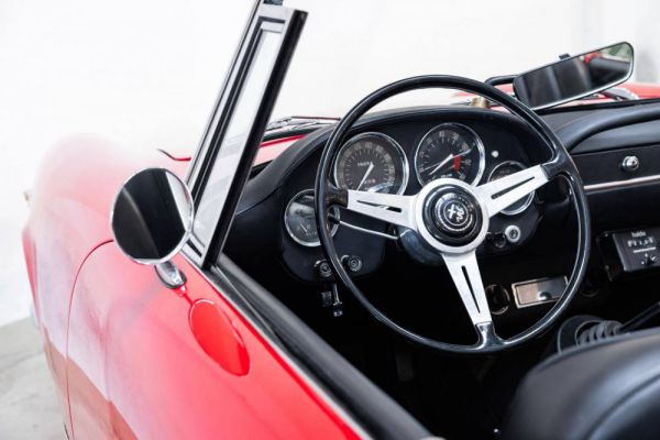 Alfa Romeo 2600 Spider 1965 5630