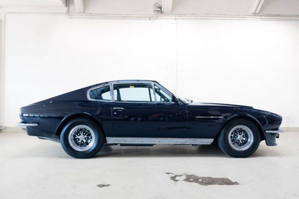 Aston Martin DBS V8 1972 97149