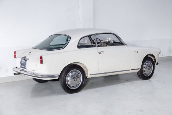 Alfa Romeo Giulietta Sprint 1957 109117