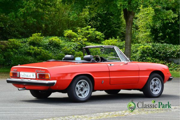 Alfa Romeo Spider Veloce 2000 1981 12400