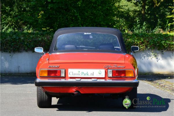 Alfa Romeo Spider Veloce 2000 1981 12411