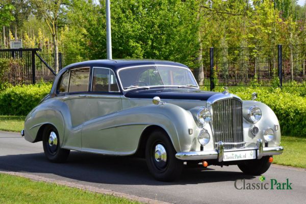 Bentley Mark VI 1950 12444