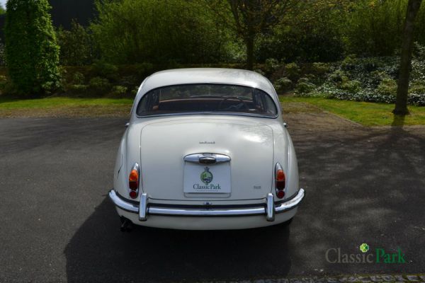 Jaguar 340 1968 12497