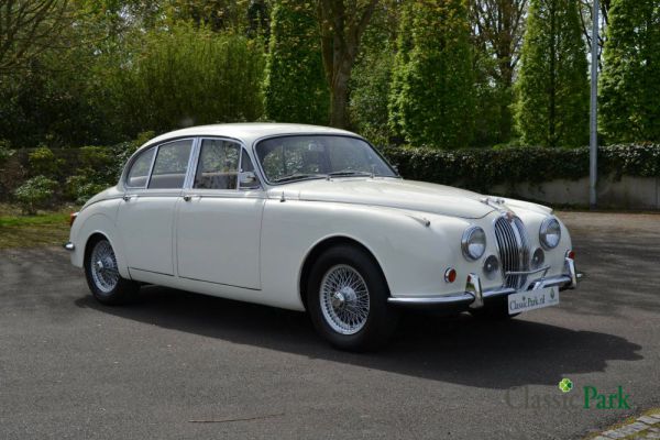 Jaguar 340 1968 12501