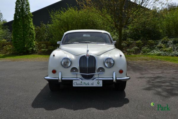 Jaguar 340 1968 12503