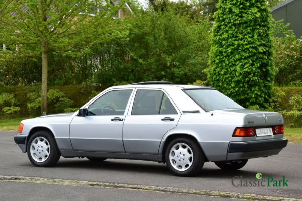 Mercedes-Benz 190 E 1992 12524