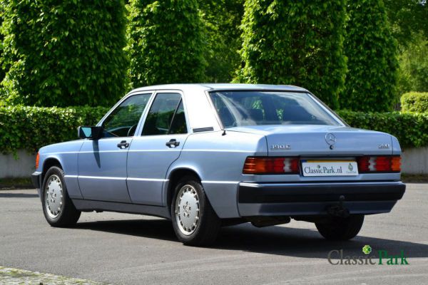 Mercedes-Benz 190 E 2.0 1993 12538