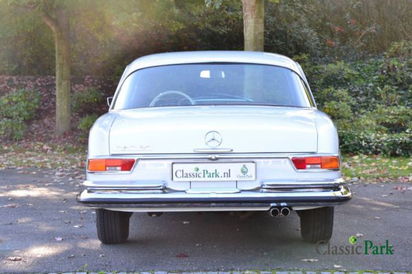 Mercedes-Benz 280 SE 1973 12553