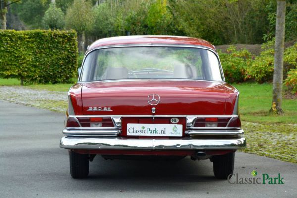 Mercedes-Benz 220 SE b 1962 12567