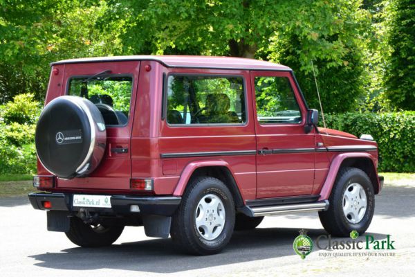 Mercedes-Benz 230 GE (SWB) 1993 12596