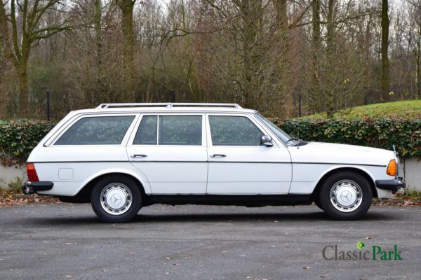 Mercedes-Benz 200 T 1984 69469