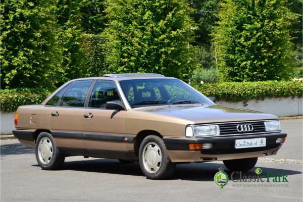 Audi 200 - 2.1 Turbo 1984 70320